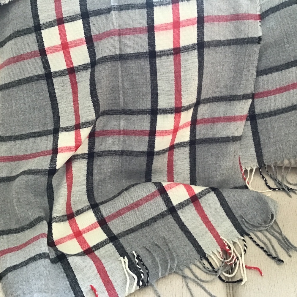 NWOT scarf/wrap